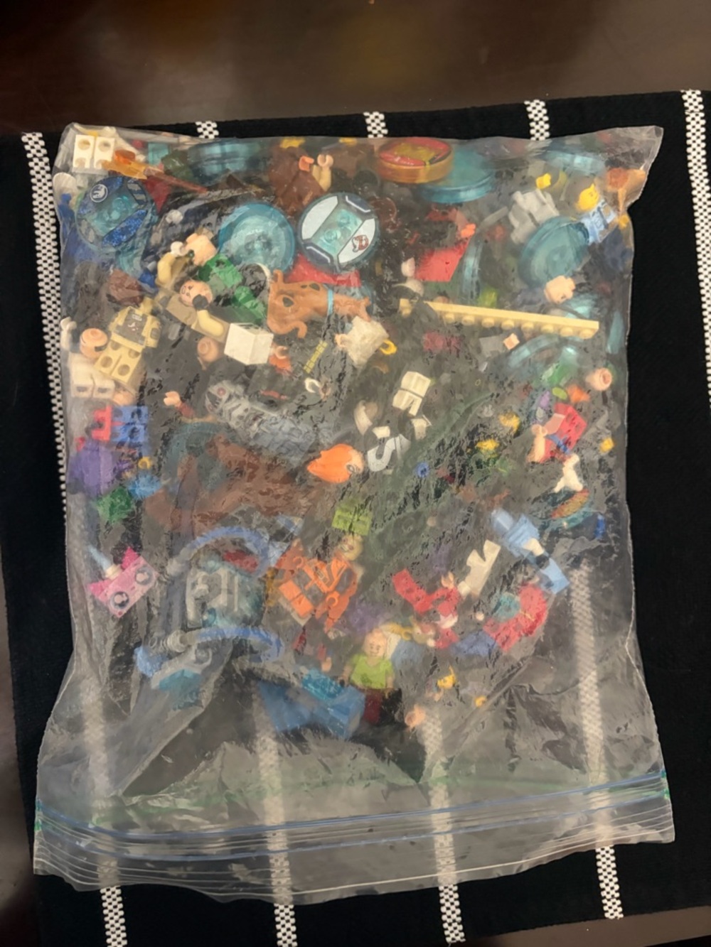 lego minifigure lot